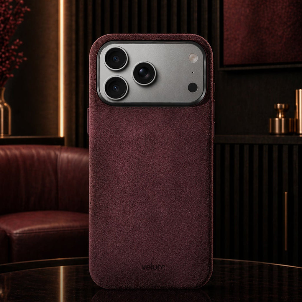 Husă din Alcantara pentru iPhone 17 Pro Max